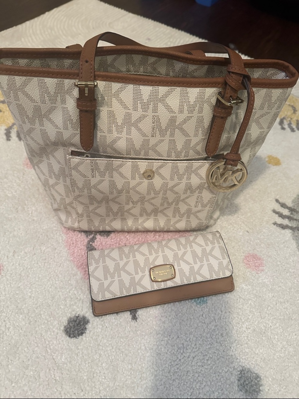 EUC Michael Kors Cream & Brown Logo Tote with Matching Wallet